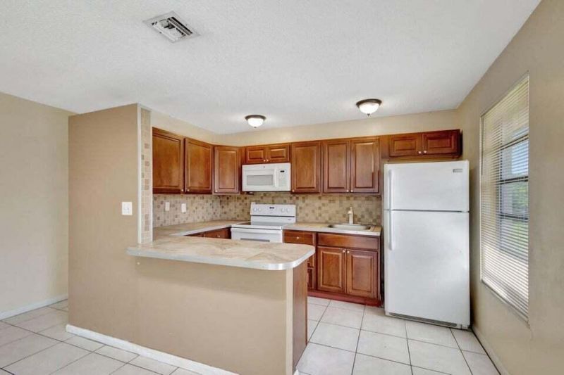 614 Holly Drive, Unit 1, Palm Beach Gardens, FL 33410 Photo