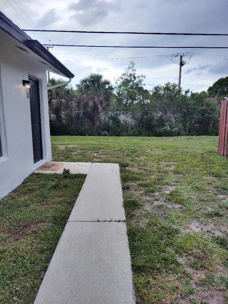 614 Holly Drive, Unit 2, Palm Beach Gardens, FL 33410 Photo