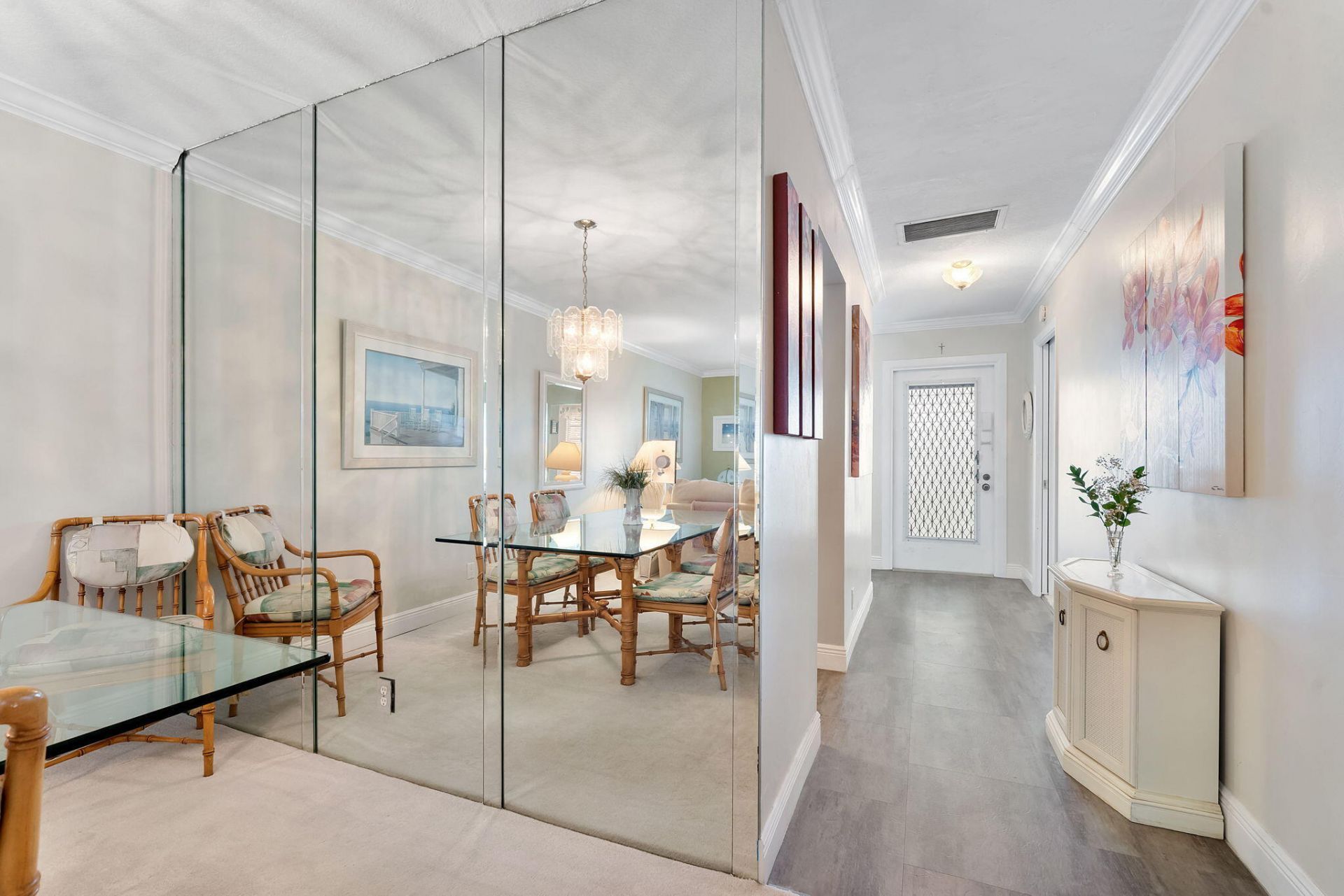 2401 Del-aire Boulevard E, Unit 201, Delray Beach, FL 33445 Photo
