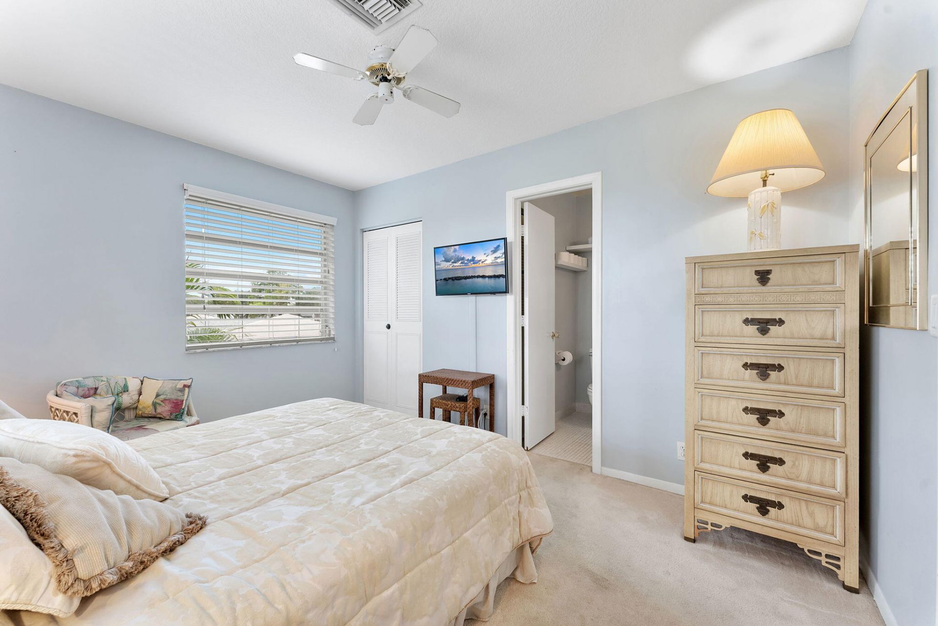 2401 Del-aire Boulevard E, Unit 201, Delray Beach, FL 33445 Photo