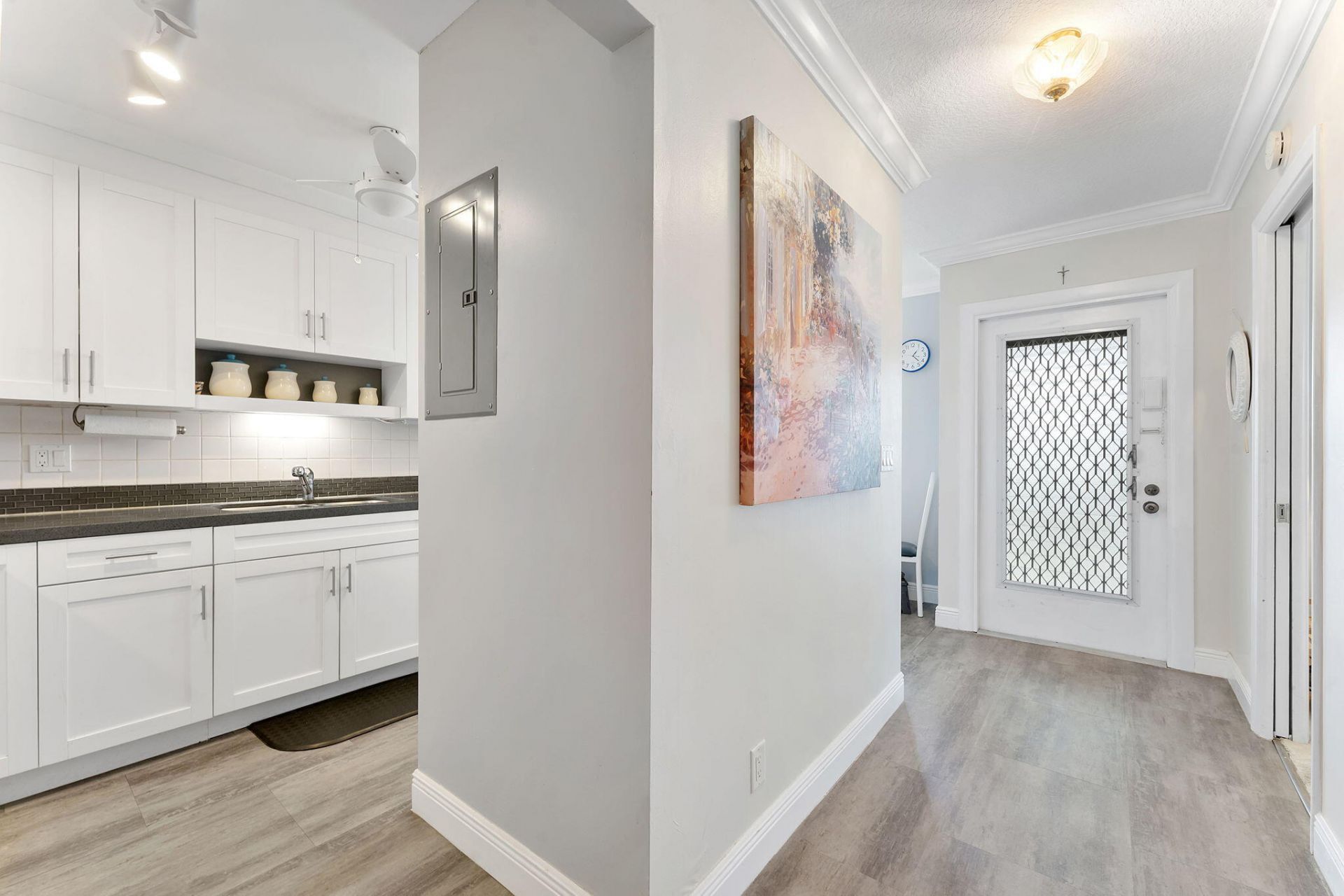 2401 Del-aire Boulevard E, Unit 201, Delray Beach, FL 33445 Photo