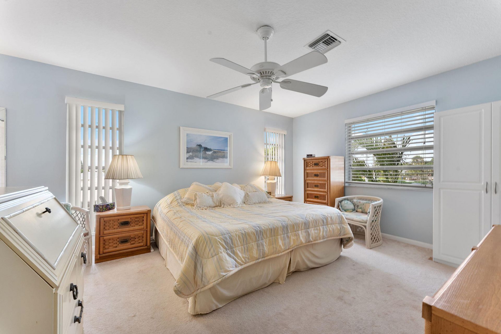 2401 Del-aire Boulevard E, Unit 201, Delray Beach, FL 33445 Photo