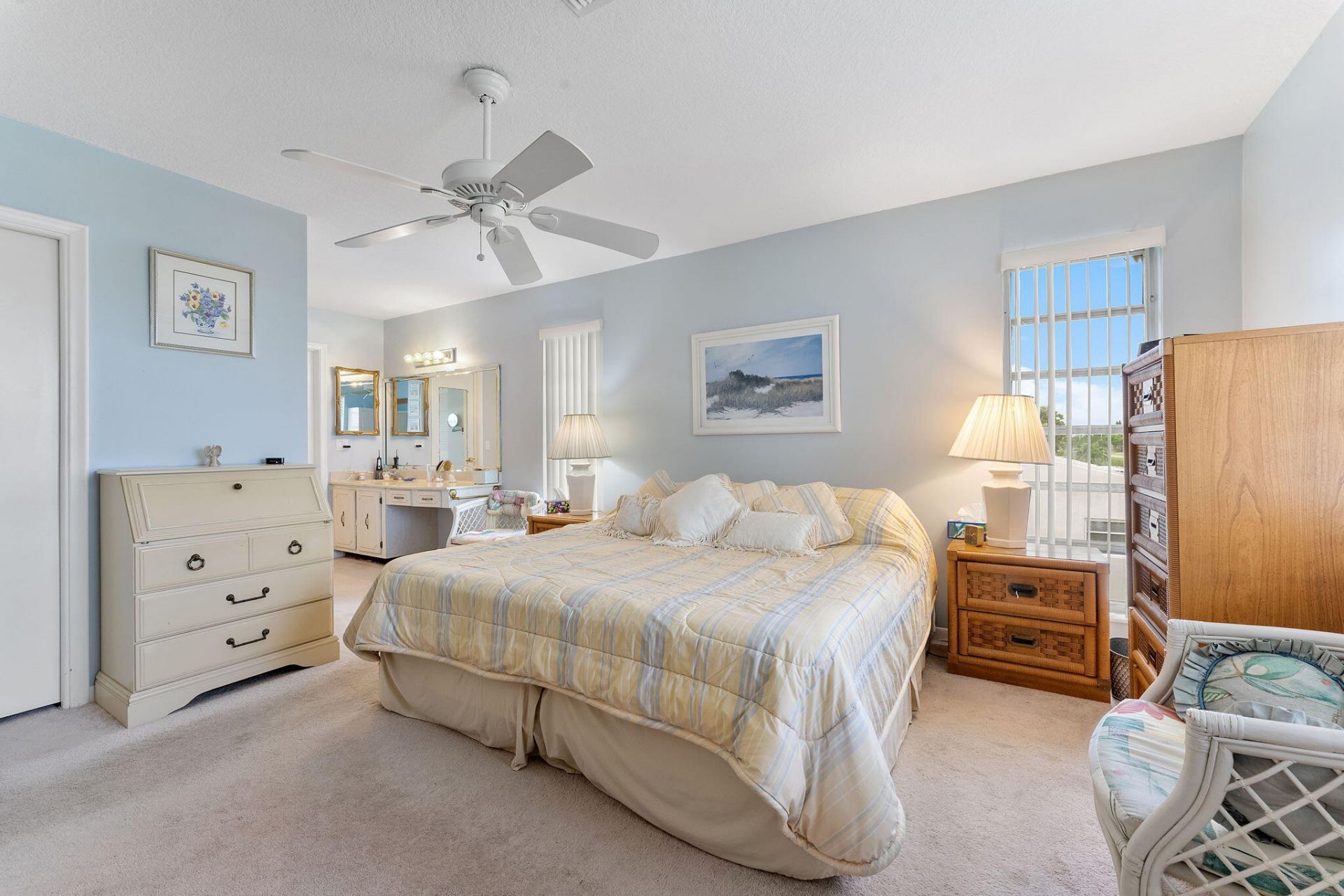 2401 Del-aire Boulevard E, Unit 201, Delray Beach, FL 33445 Photo