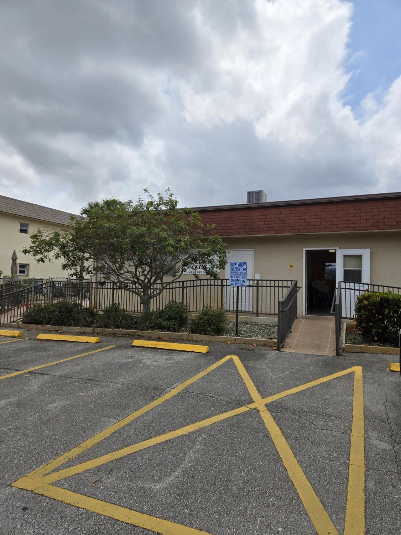 103 Oxford 400, West Palm Beach, FL 33417 Photo