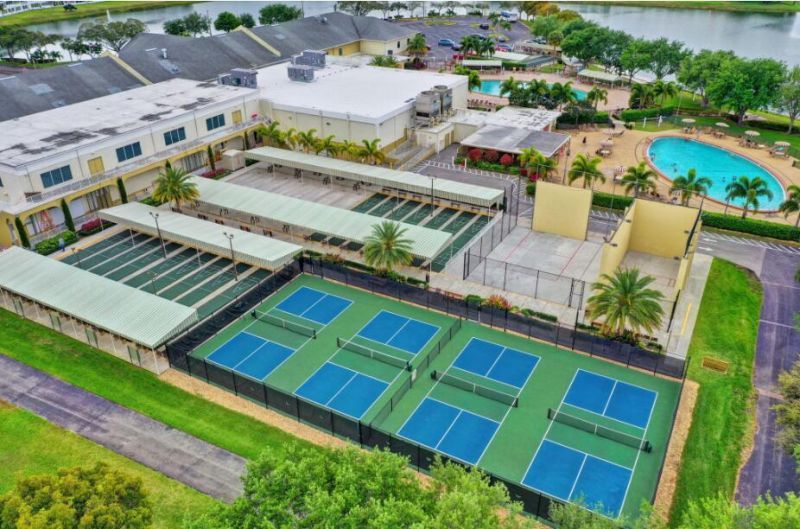 103 Oxford 400, West Palm Beach, FL 33417 Photo