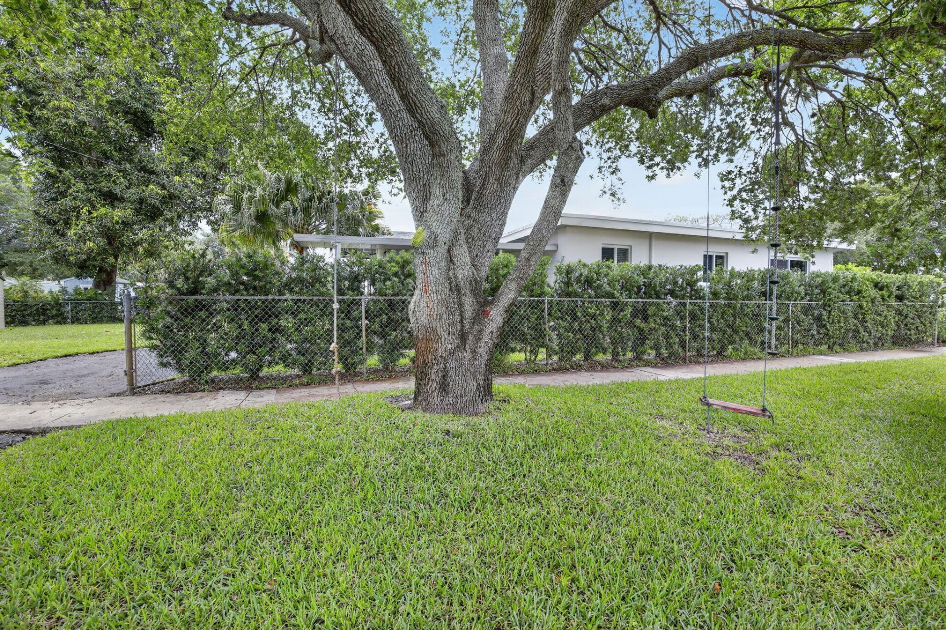 4219 W Park Road, Hollywood, FL 33021 Photo