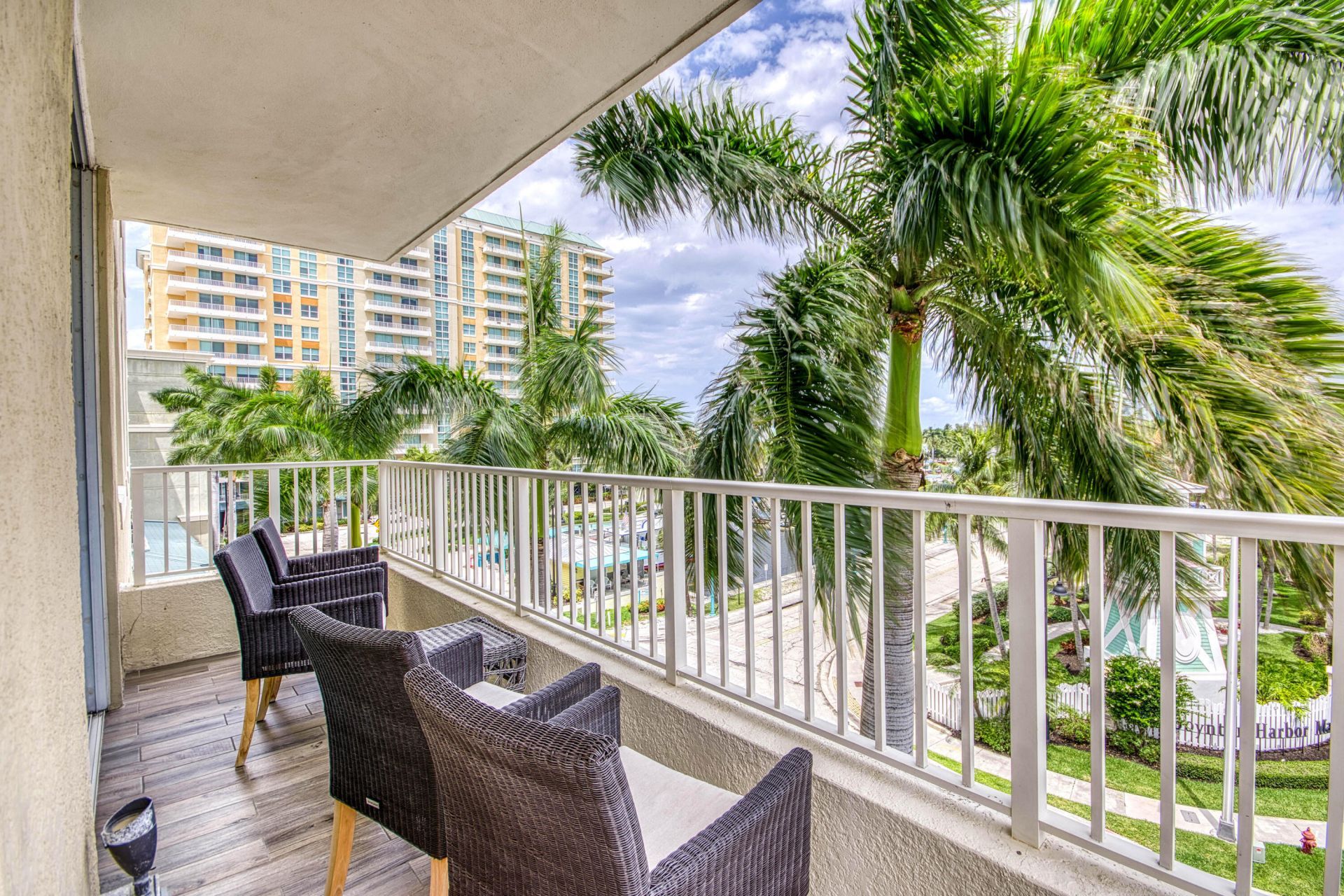 100 NE 6th Street, Unit 407, Boynton Beach, FL 33435 Photo