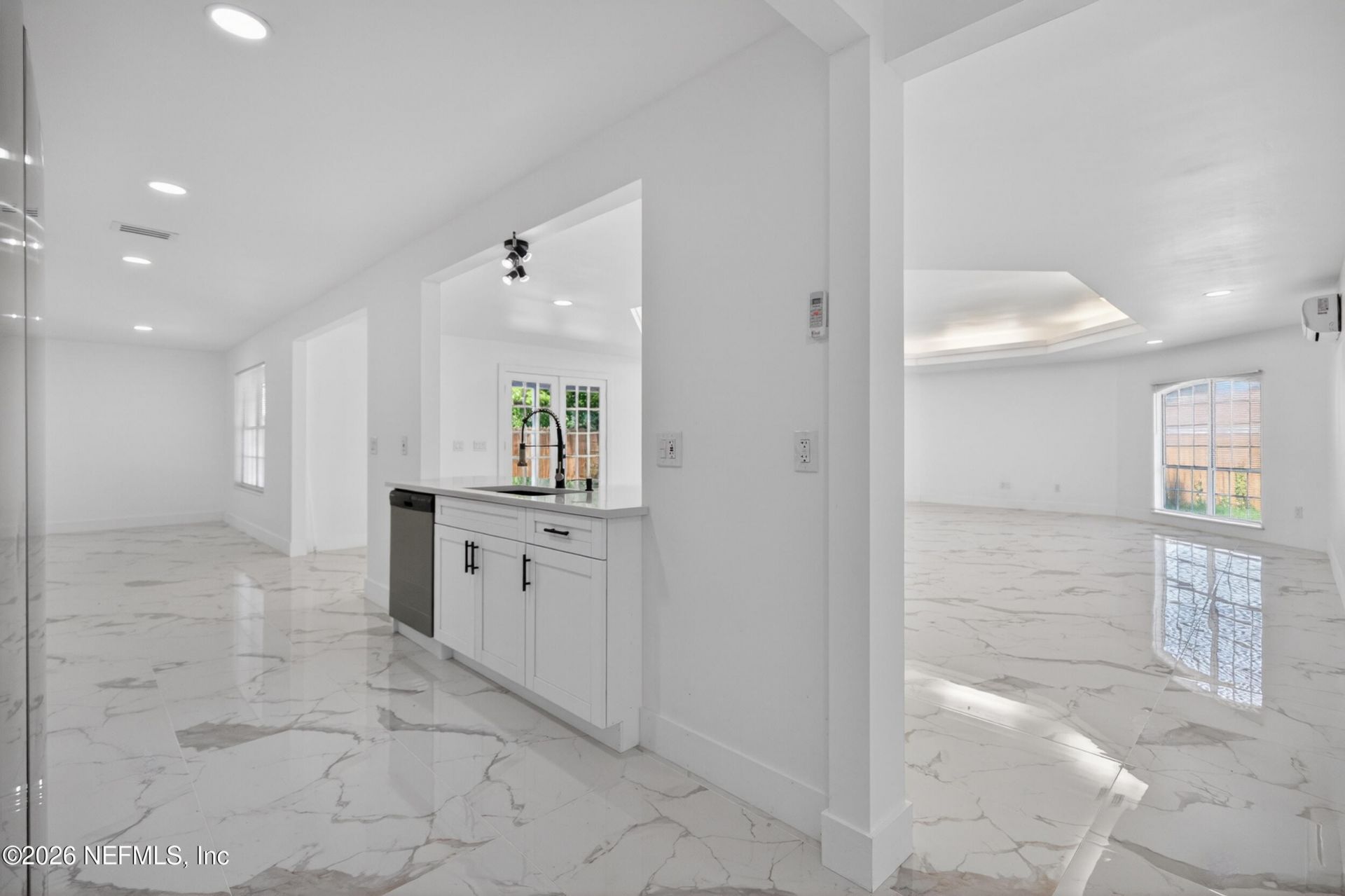 1407 Grandview Drive, Jacksonville, FL 32211 Photo