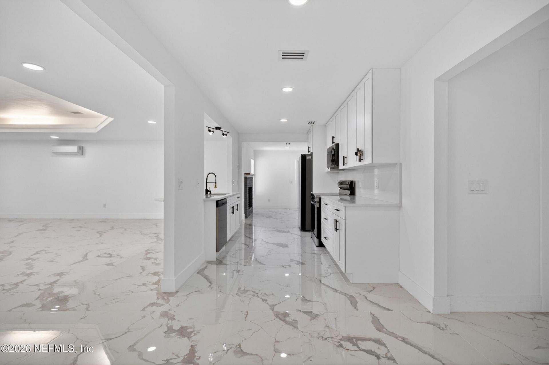 1407 Grandview Drive, Jacksonville, FL 32211 Photo