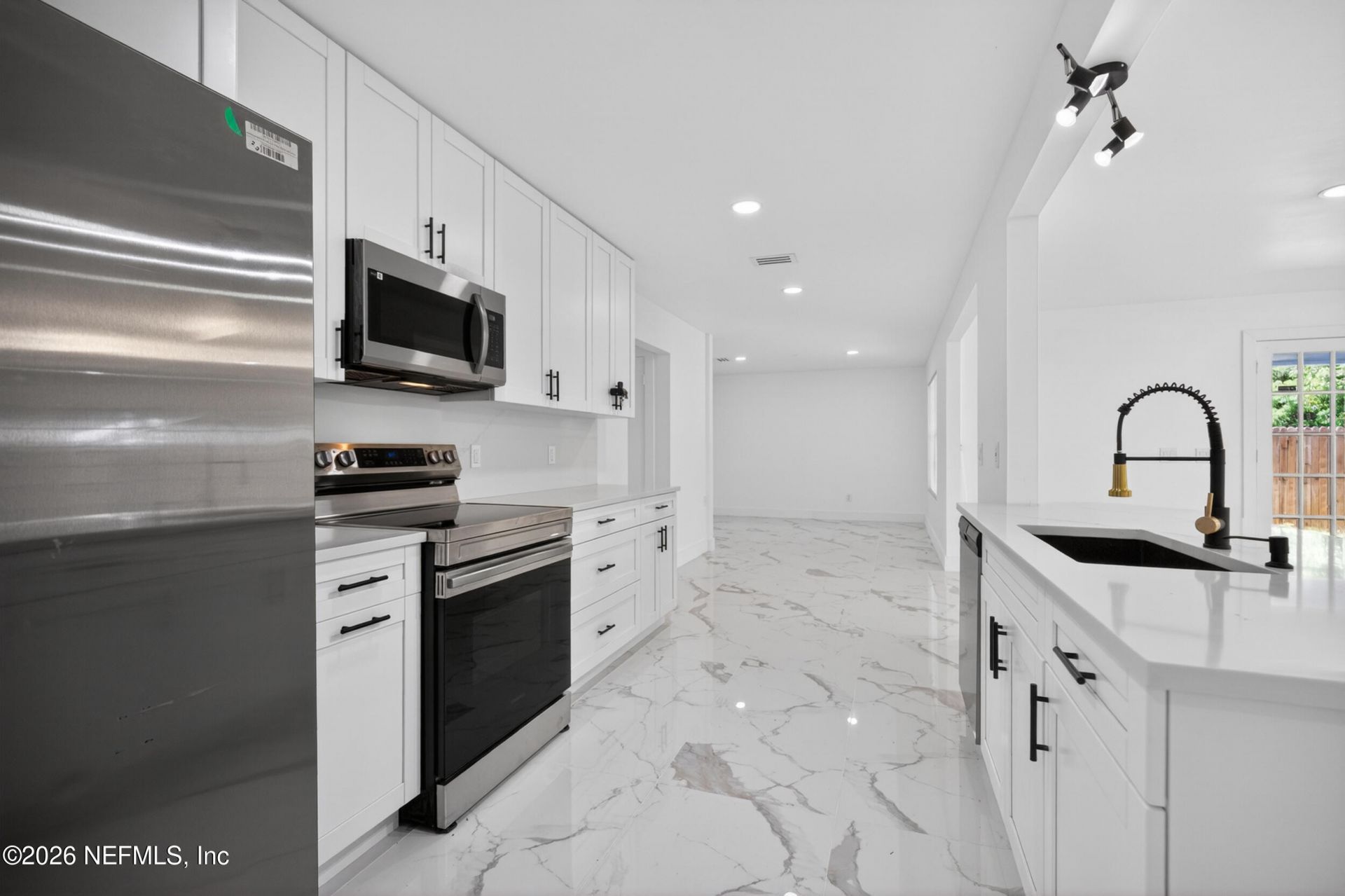 1407 Grandview Drive, Jacksonville, FL 32211 Photo
