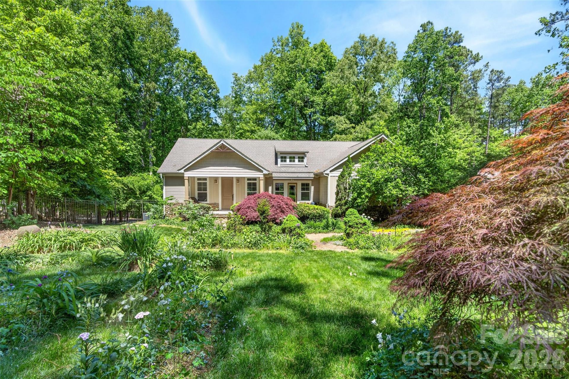 125 Pomeroy Road, Mooresville, NC 28117 Main Photo
