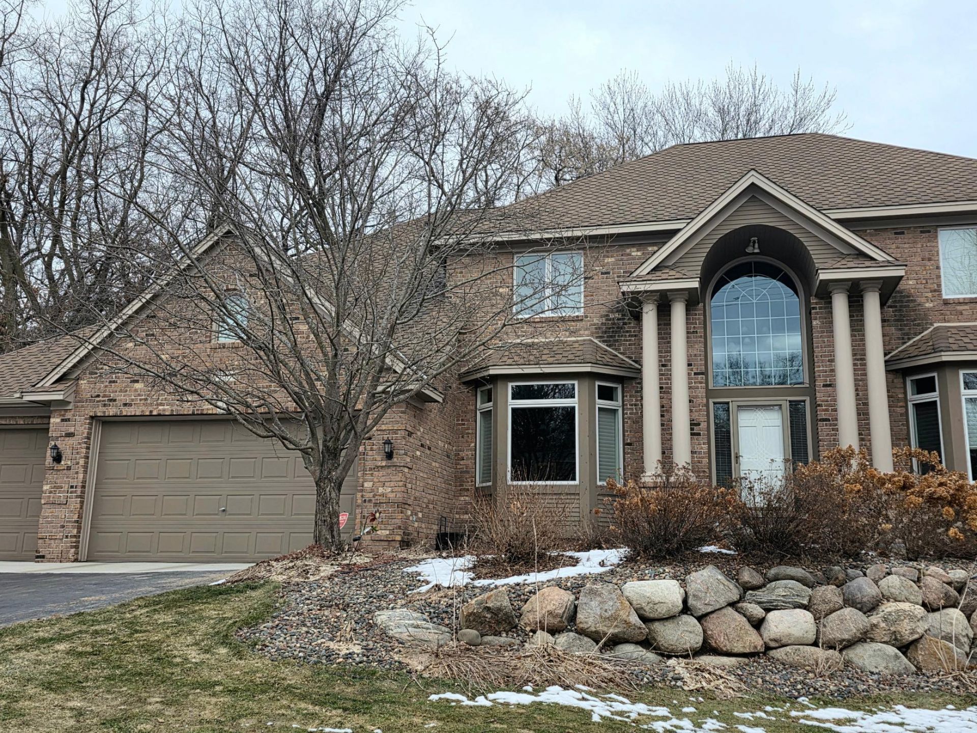 14809 White Oak Drive , Burnsville, MN 55337