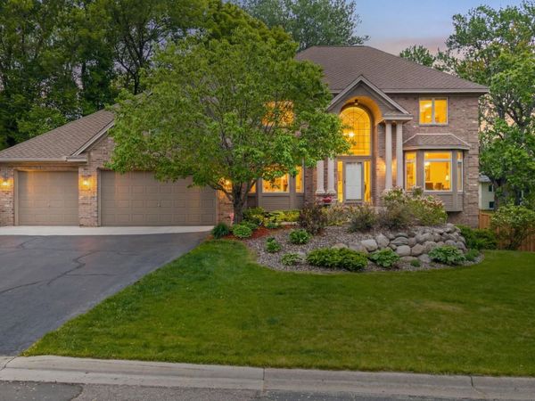 14809 White Oak Drive, Burnsville, MN 55337