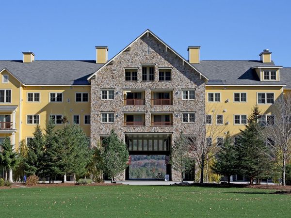 368/370 Qtr. I V Jackson Gore Inn, Ludlow, VT 05149
