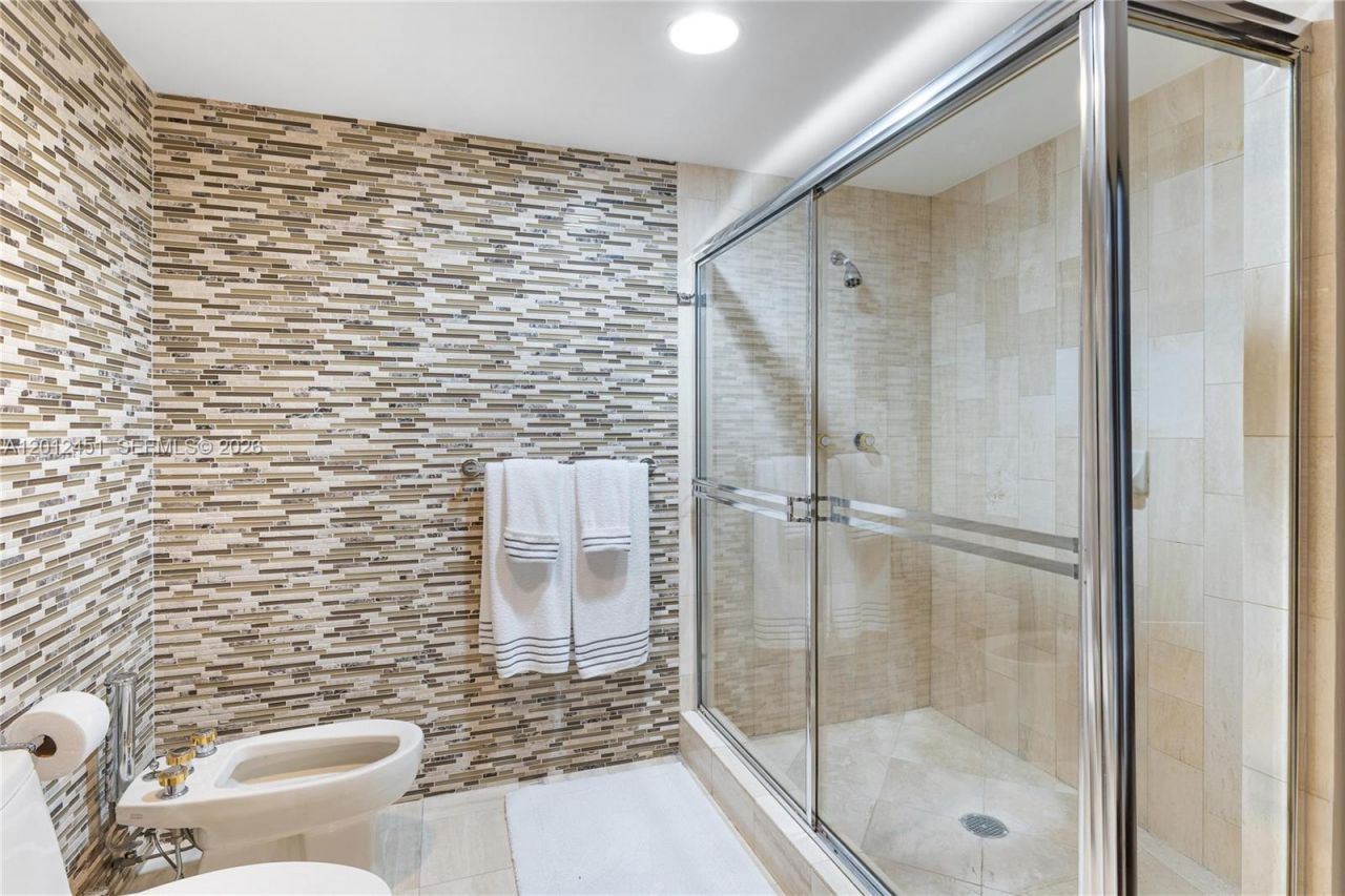 1440 S Ocean Blvd , Unit 5D, Lauderdale by the Sea, FL 33062 Photo
