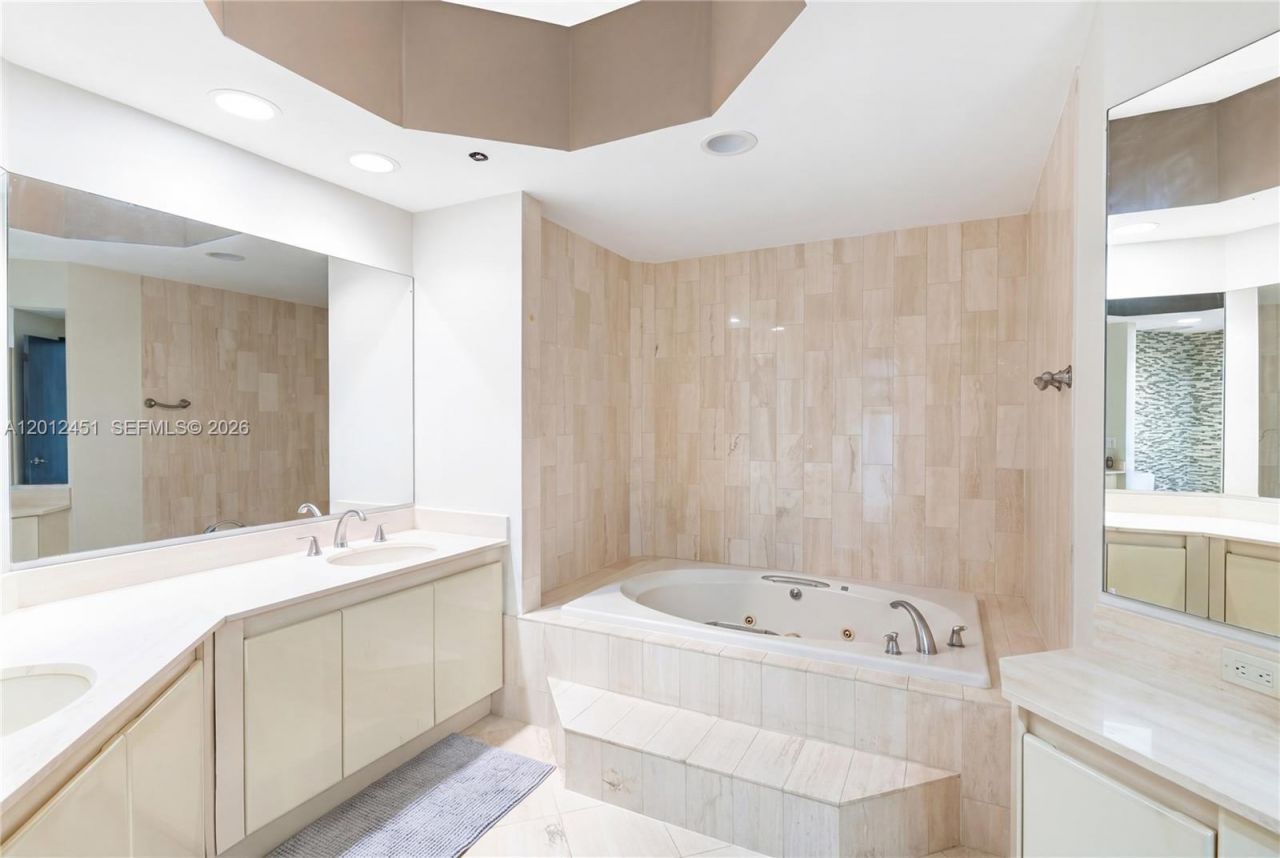 1440 S Ocean Blvd , Unit 5D, Lauderdale by the Sea, FL 33062 Photo