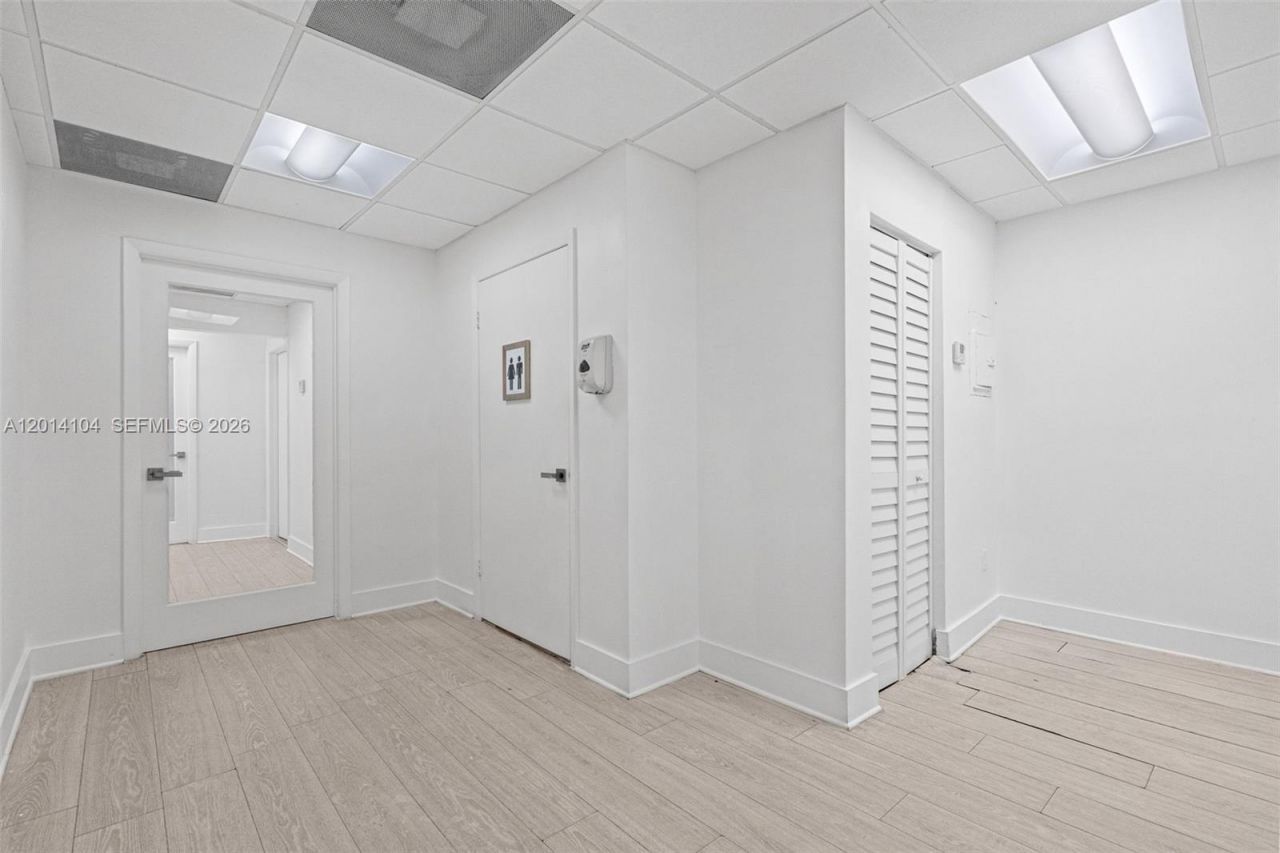 6330 Manor Lane , Unit 102, South Miami, FL 33143 Photo