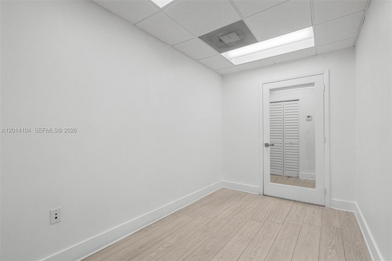6330 Manor Lane , Unit 102, South Miami, FL 33143 Photo