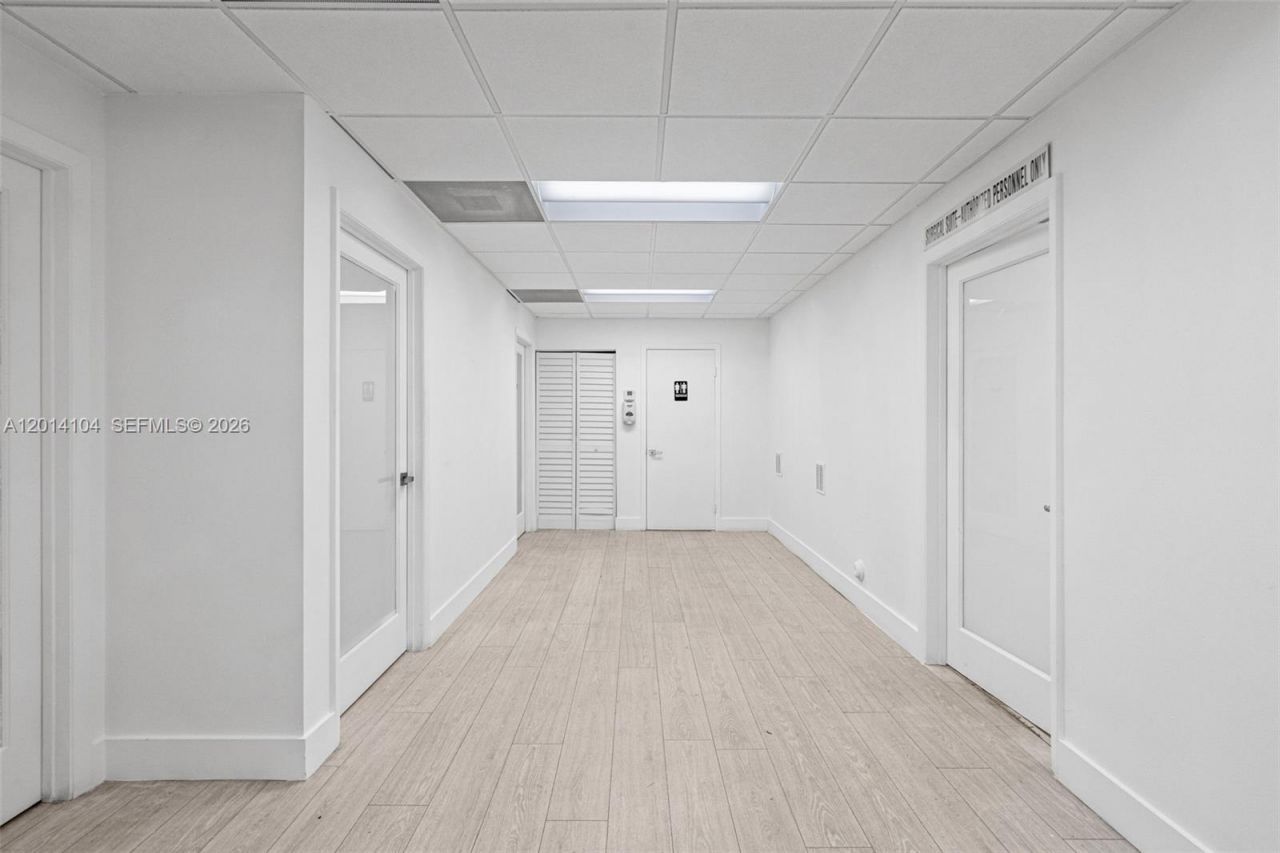 6330 Manor Lane , Unit 102, South Miami, FL 33143 Photo