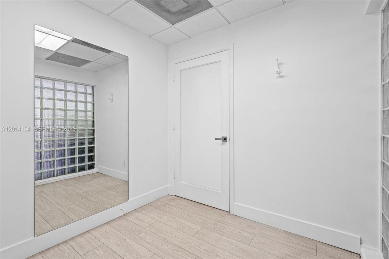 6330 Manor Lane , Unit 102, South Miami, FL 33143 Photo