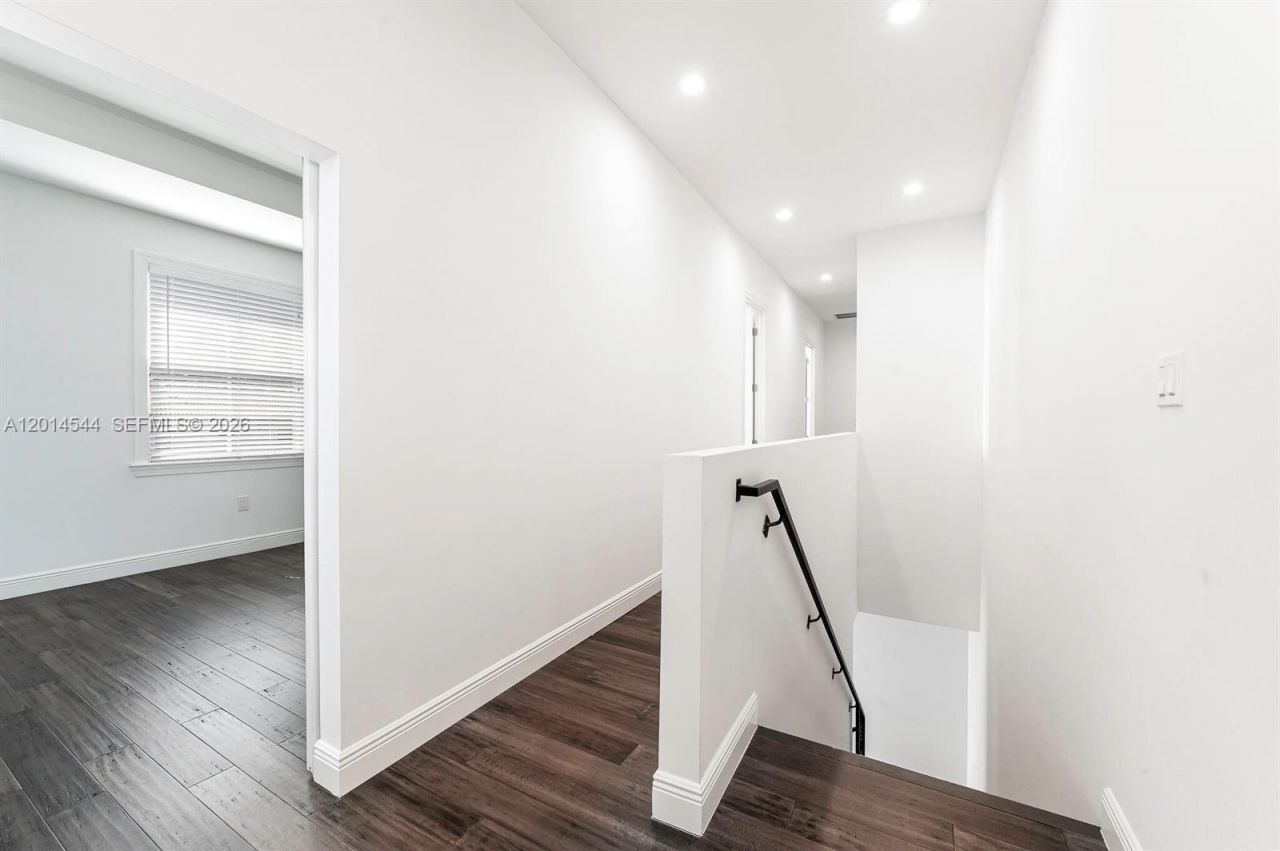 1031 NE 13th Ave , Fort Lauderdale, FL 33304 Photo