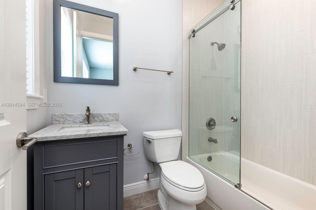 1031 NE 13th Ave , Fort Lauderdale, FL 33304 Photo