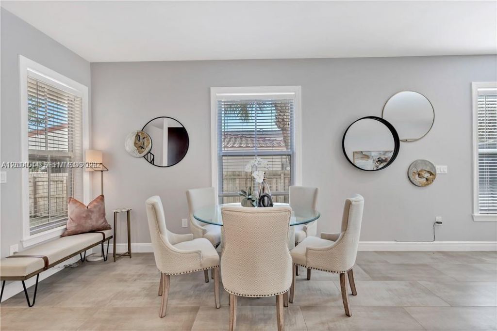 1031 NE 13th Ave , Fort Lauderdale, FL 33304 Photo