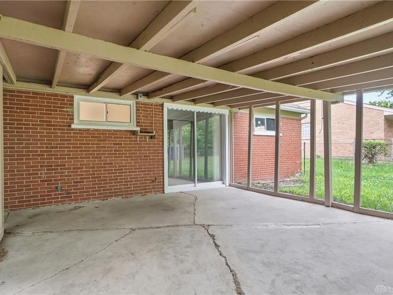 8741 Neptune Drive, Springfield Township, OH 45231 Photo 24
