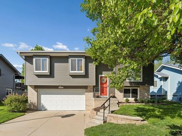 15231 Ontario Street , Omaha, NE 68144