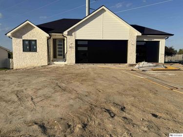 10021 S 180th Avenue Circle , Omaha, NE 68136