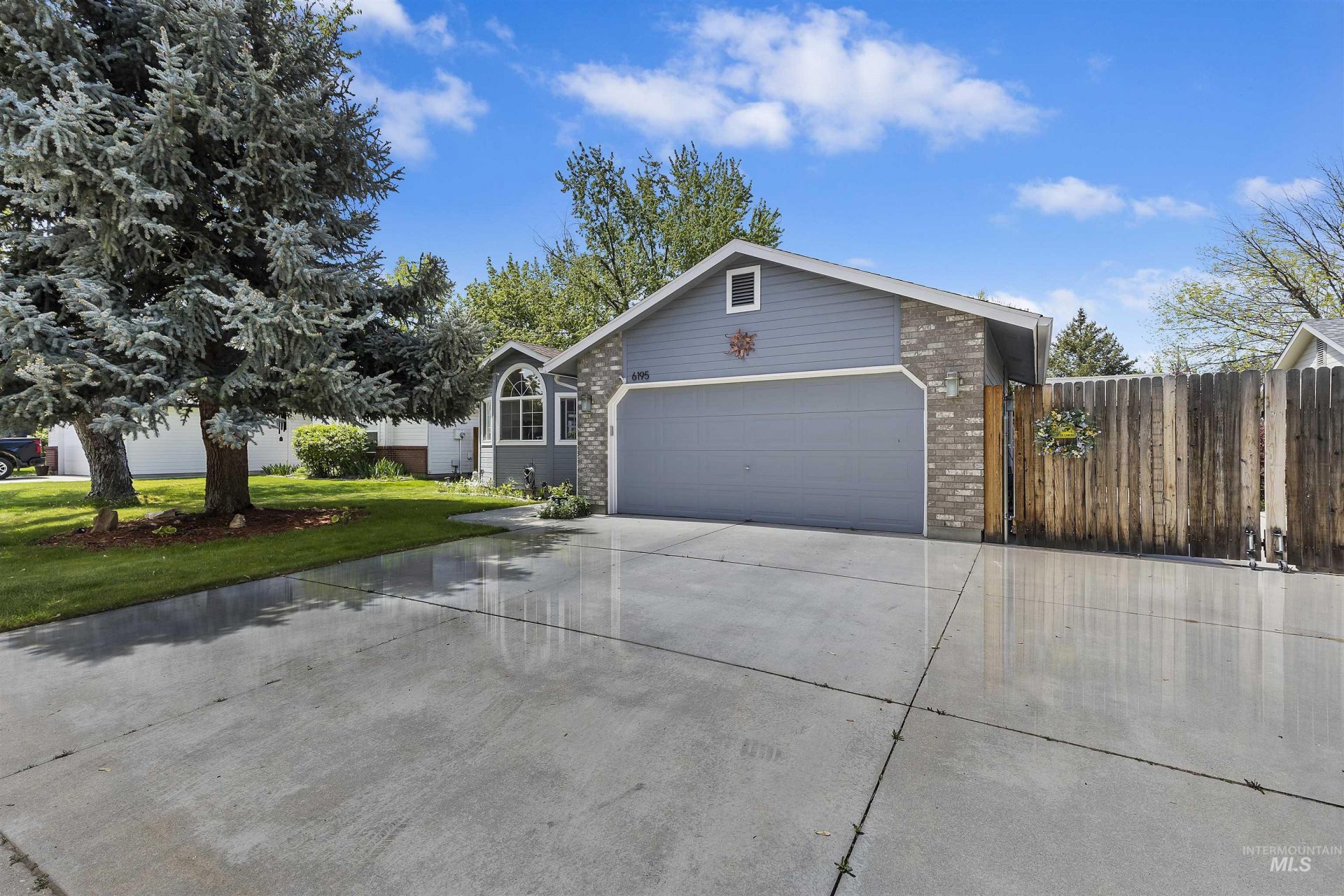 6195 N Oliver Ave, Boise, ID 83714 Main Photo