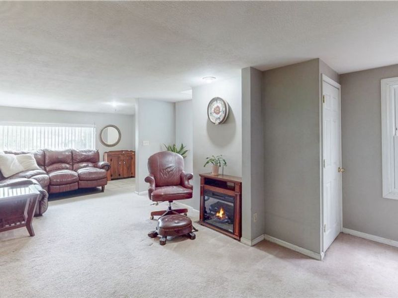 2574 South Street, Lakemore, OH 44250 Photo 6