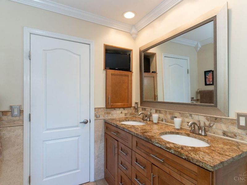 942 Country Club Drive, Pierce Twp, OH 45245 Photo 26