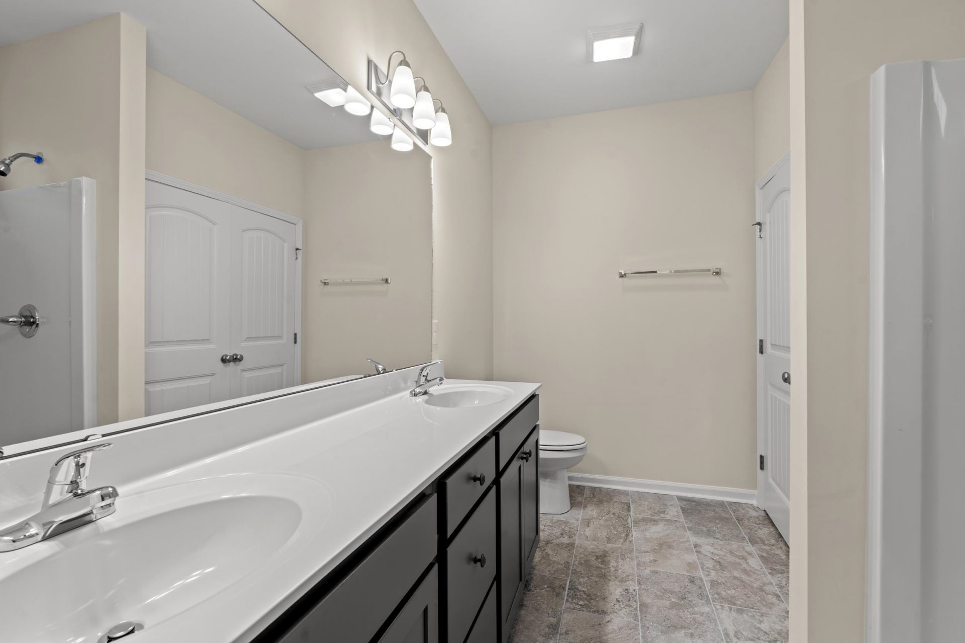 92 Cove Ln. Photo 13
