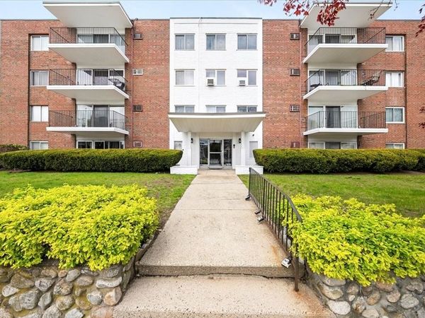 260 Tremont Street, Unit 3, Melrose, MA 02176