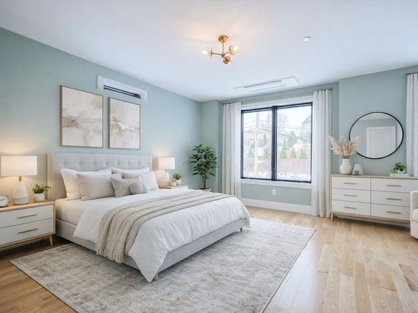 68 Rowe St, Unit U:2, Boston, MA 02131