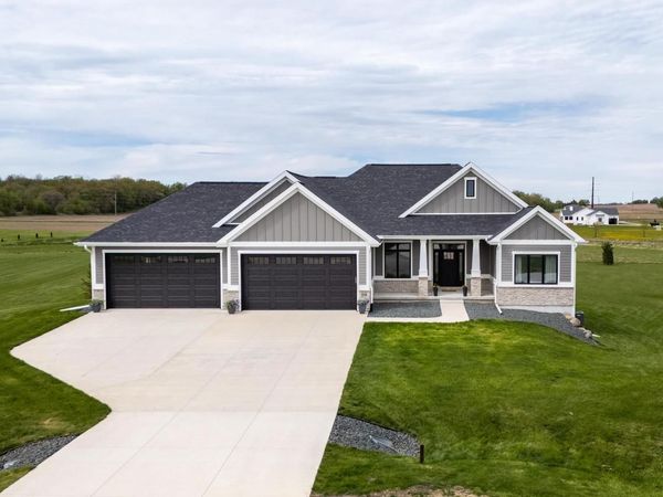 3006 Curtis Court, Sun Prairie, WI 53590