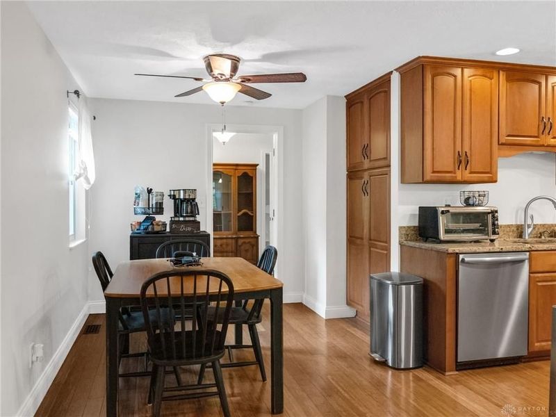 8509 Garnet Drive, Washington Township, OH 45458 Photo 17