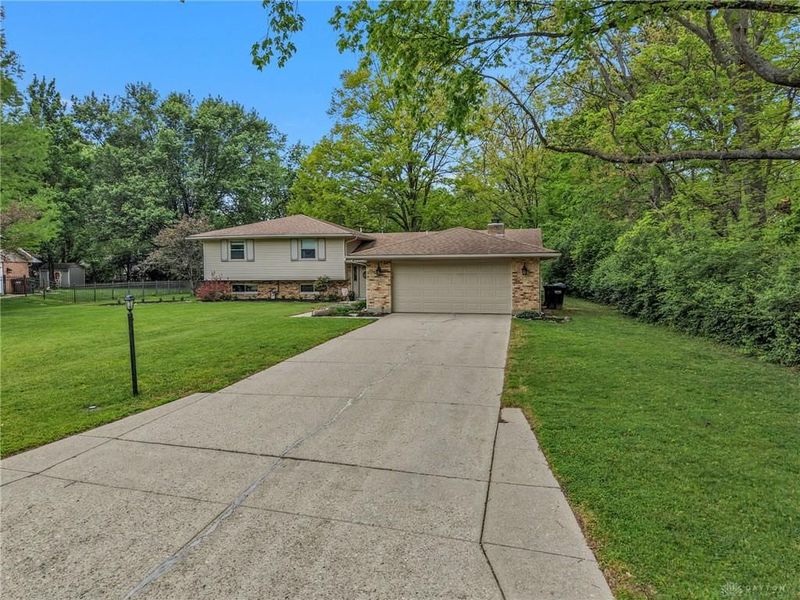 8509 Garnet Drive, Washington Township, OH 45458 Photo 3