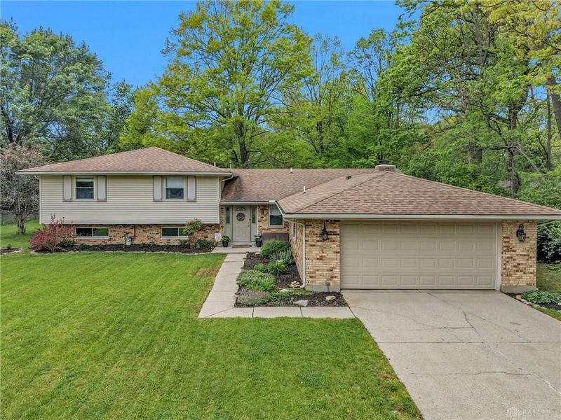 8509 Garnet Drive, Washington Township, OH 45458 Photo 4