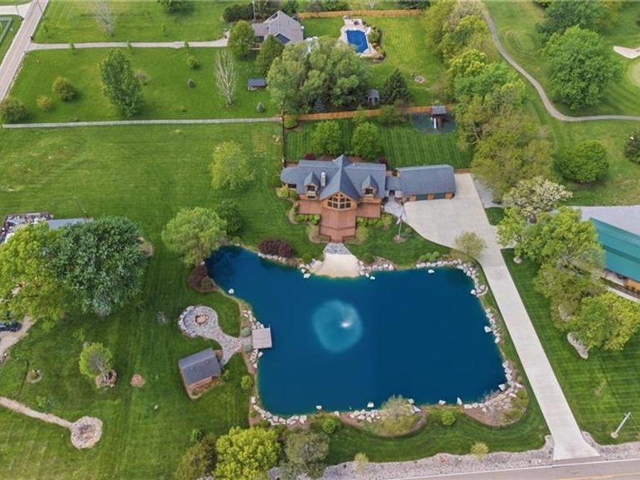 Property Image 4