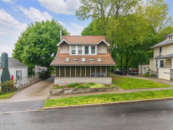 57 Washington Avenue, Rensselaer, NY 12144