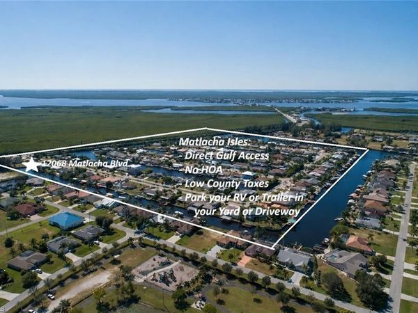 12068 Matlacha BLVD, MATLACHA ISLES, FL 33991