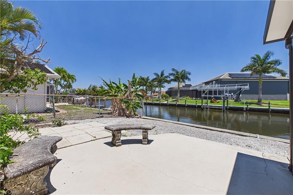 12068 Matlacha Blvd, Matlacha Isles, FL 33991 Photo