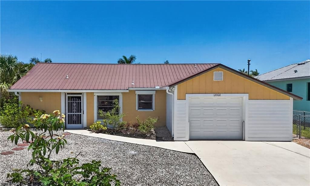 12068 Matlacha Blvd, Matlacha Isles, FL 33991 Photo