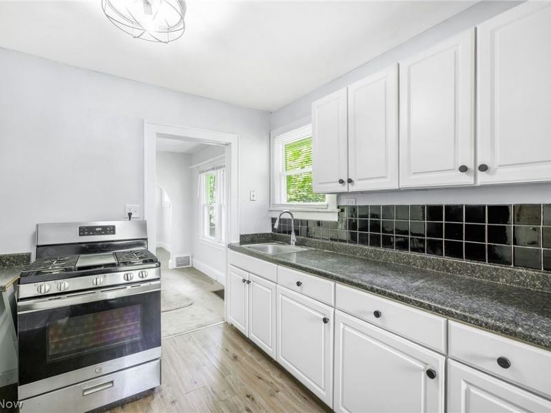 2683 7th Street, Cuyahoga Falls, OH 44221 Photo 12