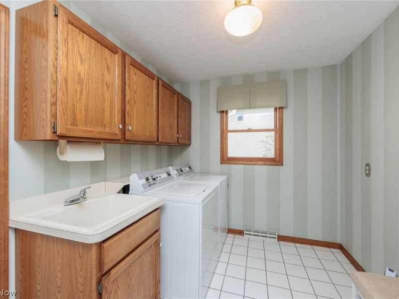 409 Avon Point Avenue , Avon Lake, OH 44012 Photo 44