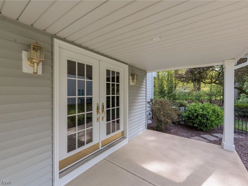 409 Avon Point Avenue , Avon Lake, OH 44012 Photo 5