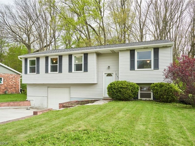 5165 Fawn Drive, New Franklin, OH 44319 Photo 1