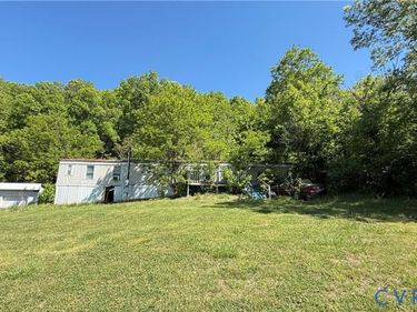 26 Compton Lane , Buchanan, VA 24066